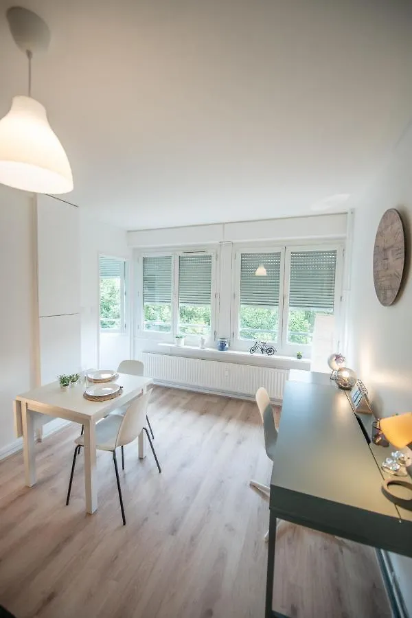 Espace 400 - Cosy, Lumineux, Vue Sur La Ville - Tv & Wifi Saint-Etienne  France