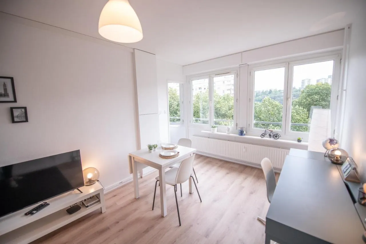 Espace 400 - Cosy, Lumineux, Vue Sur La Ville - Tv & Wifi Saint-Etienne  0*, Saint-Etienne (Loire)