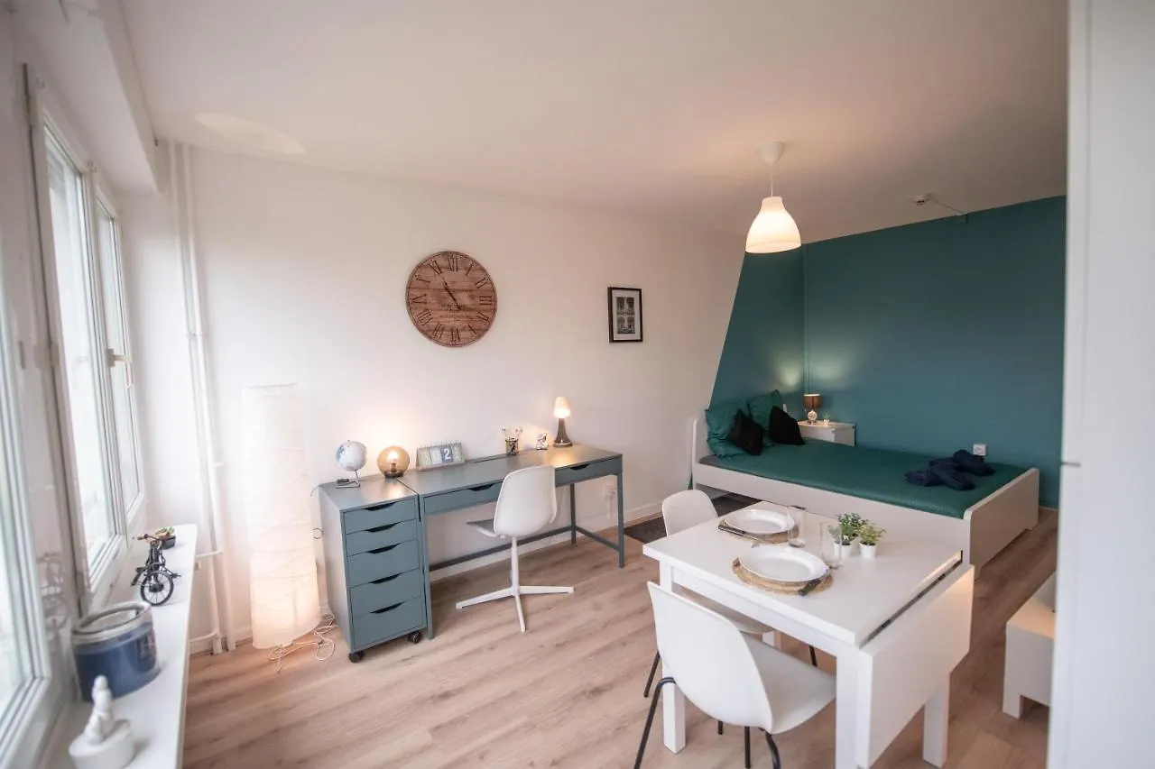 Espace 400 - Cosy, Lumineux, Vue Sur La Ville - Tv & Wifi Saint-Etienne  Apartment